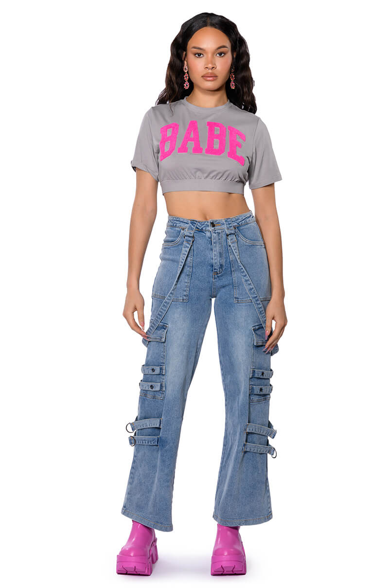 LE BAYBAY PATCH CROPPED T SHIRT