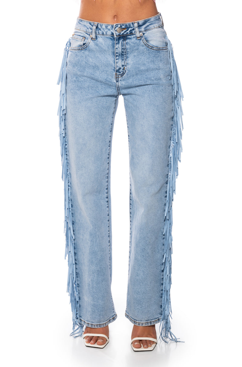 LET LOOSE FRINGE SIDE JEANS