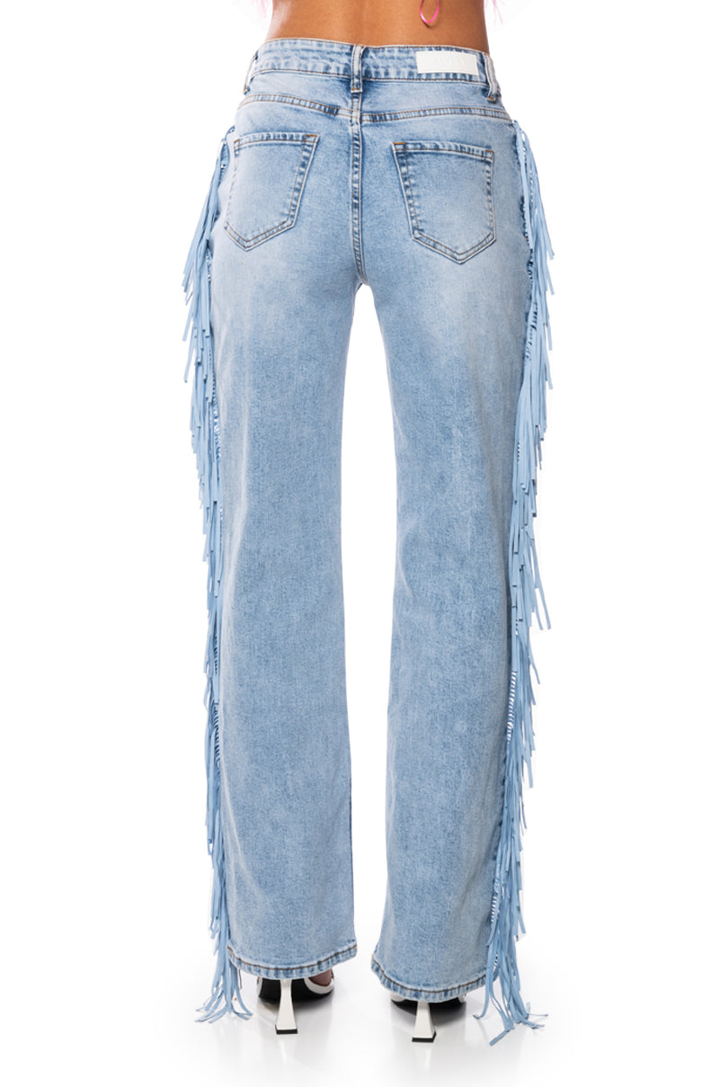 LET LOOSE FRINGE SIDE JEANS