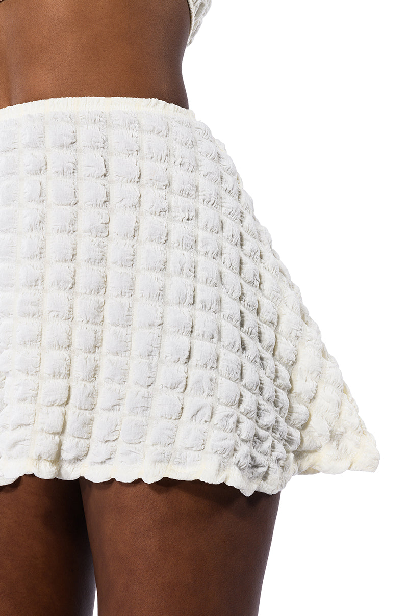 LIKE A DAISY TEXTURED MINI SKIRT