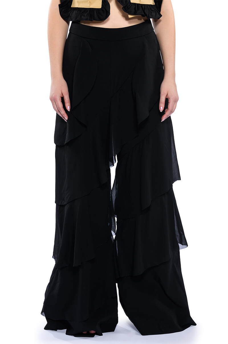 LOREN RUFFLE DETAILED PANTS
