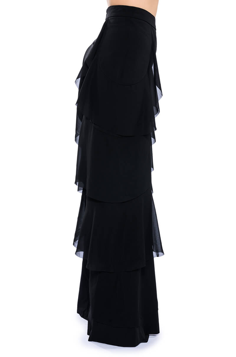 LOREN RUFFLE DETAILED PANTS