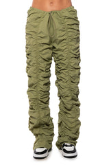 LOTTIE CINCHED WIDE LEG PANT IN GREEN