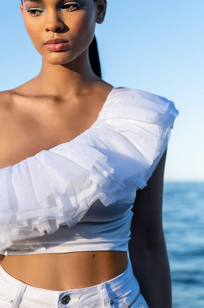 LILA ONE SHOULDER RUFFLED CROP TOP
