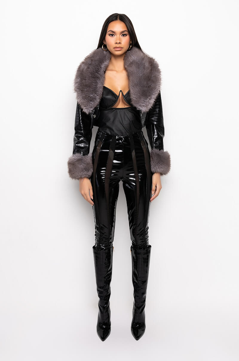 LUXE GISELE CROP CROC BLAZER