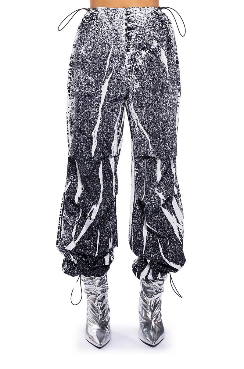 MACY FAUX DENIM LOOK PARACHUTE PANT
