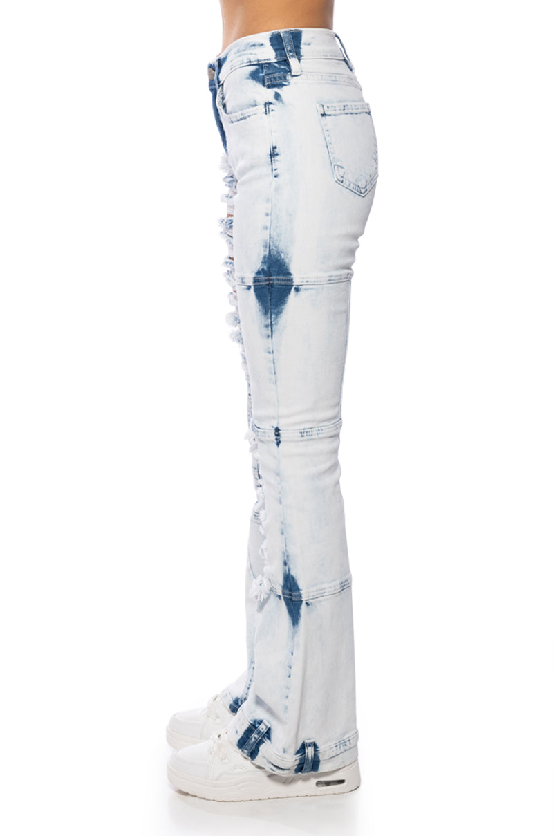 MEL ACID WASH FLARE DENIM JEANS