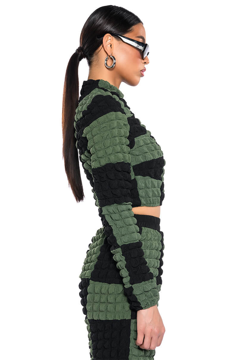 MET YOU SAN FRANCISCO COLORBLOCK LONGSLEEVE PUFF CROP TOP