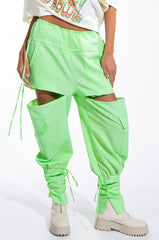 MINT CONDITION CARGO PANTS
