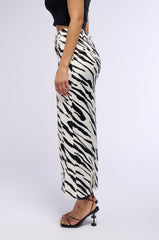 NERA SATIN PRINTED MAXI SKIRT