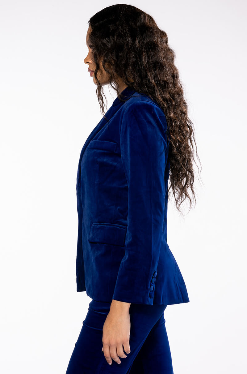 NIGHT MOVES VELVET BLAZER
