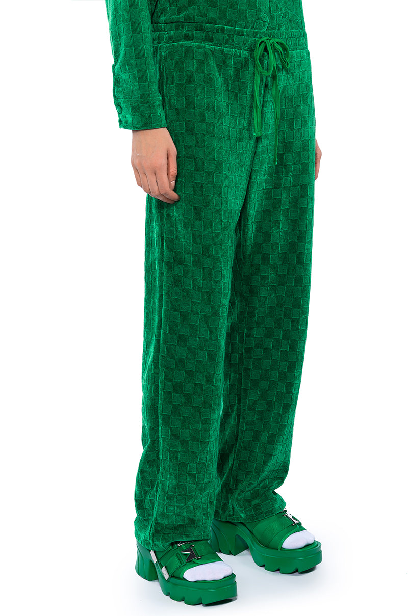 NINA TEXTURED STRAIGHT LEG JOGGER