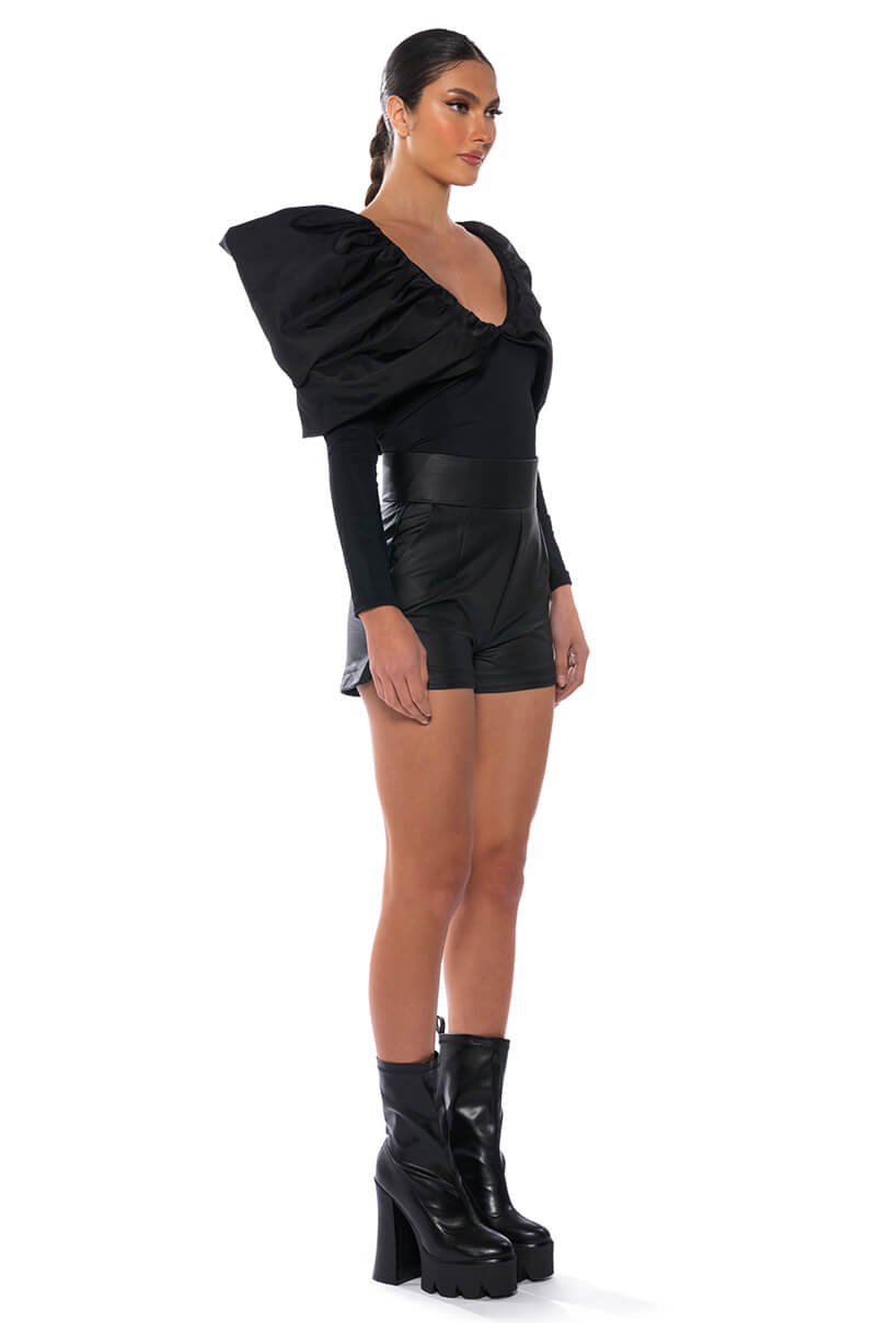 FELICITY DRAMATIC BOW DETAIL BLOUSE