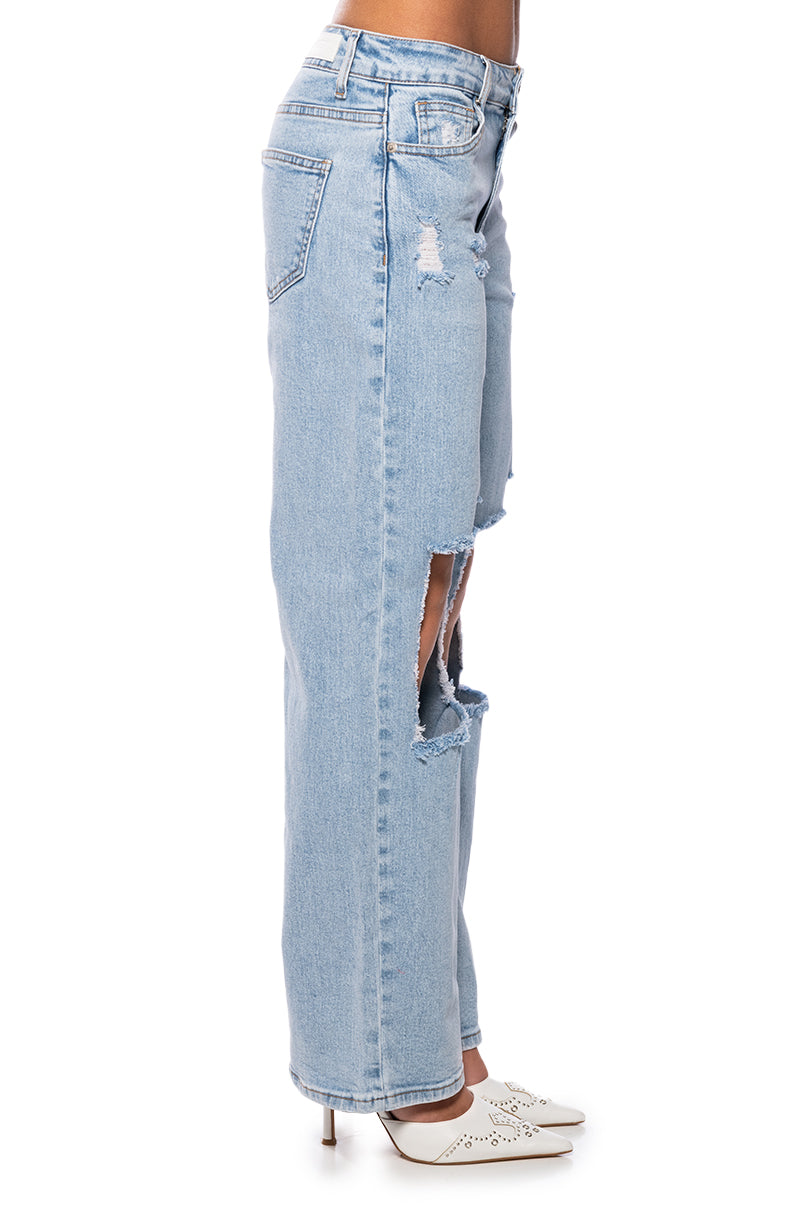 NO PROMISES LOW RISE DISTRESSED JEANS