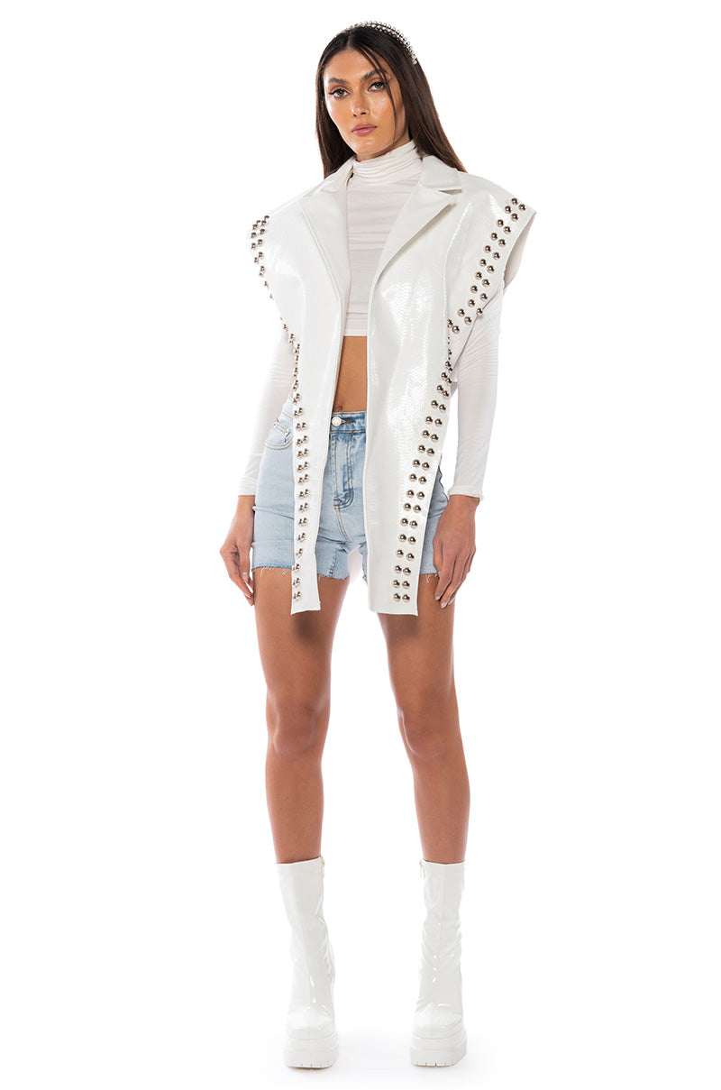 NOT YOUR MOMS EVERYDAY SHORT