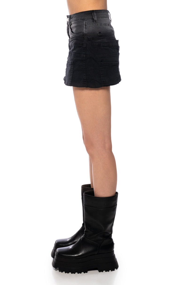NOTICE ME DENIM MINI SKIRT