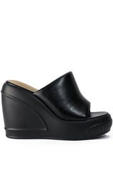 OCEAN EYES WEDGE SANDAL IN BLACK