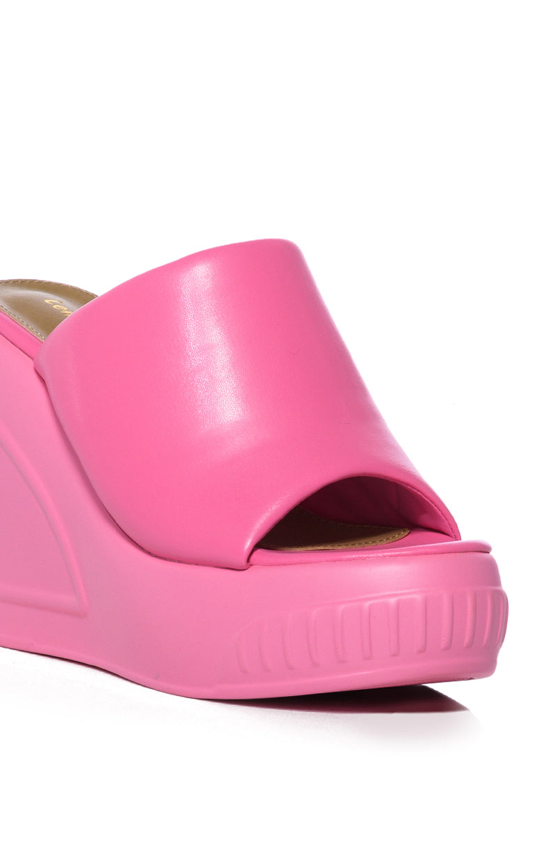 OCEAN EYES PINK WEDGE SANDAL