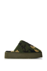 OFF THE CLOCK SHERPA CAMO SLIPPER