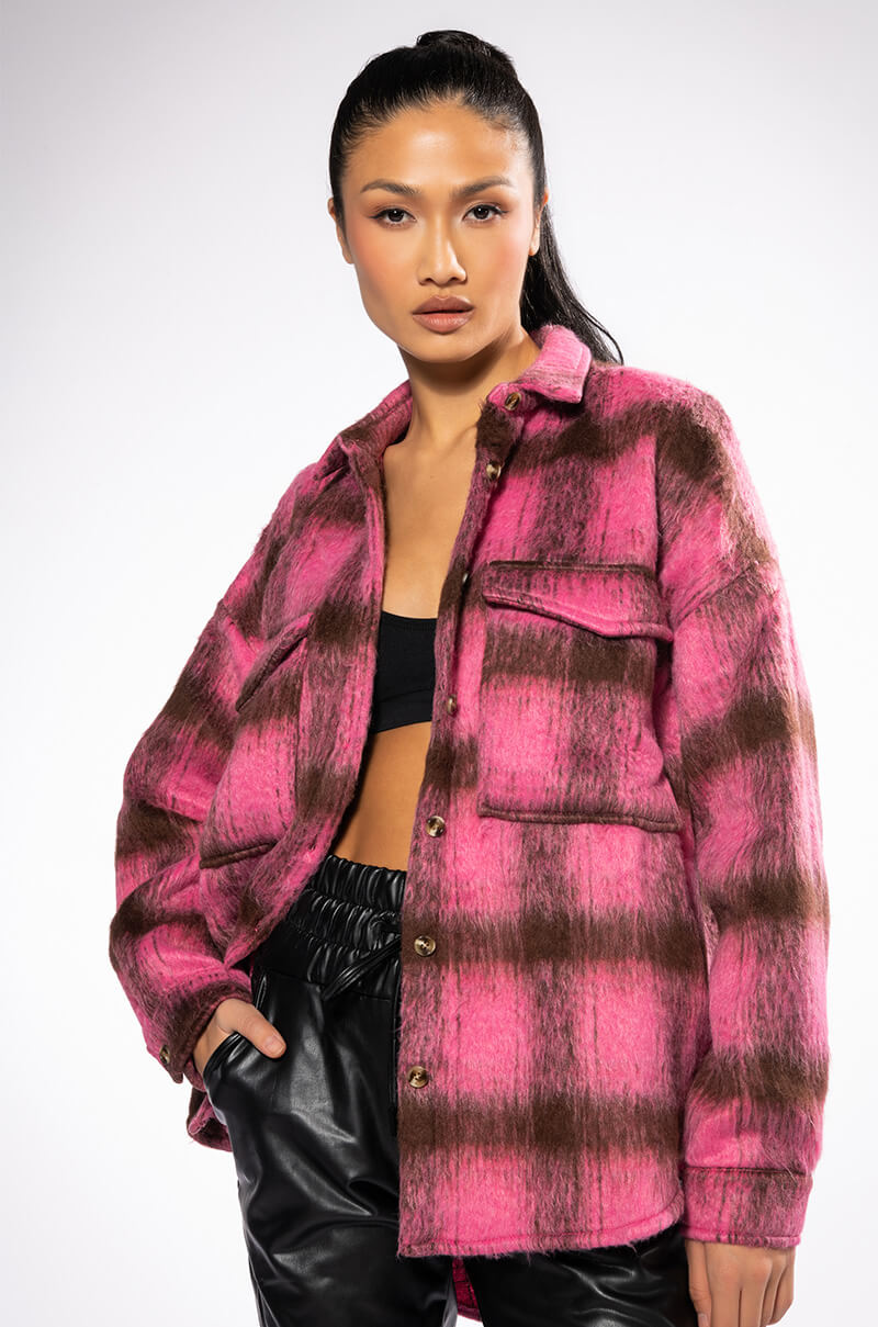 ON THE MOVE PLAID SHACKET
