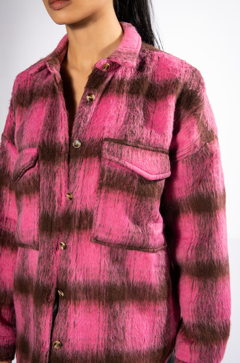 ON THE MOVE PLAID SHACKET