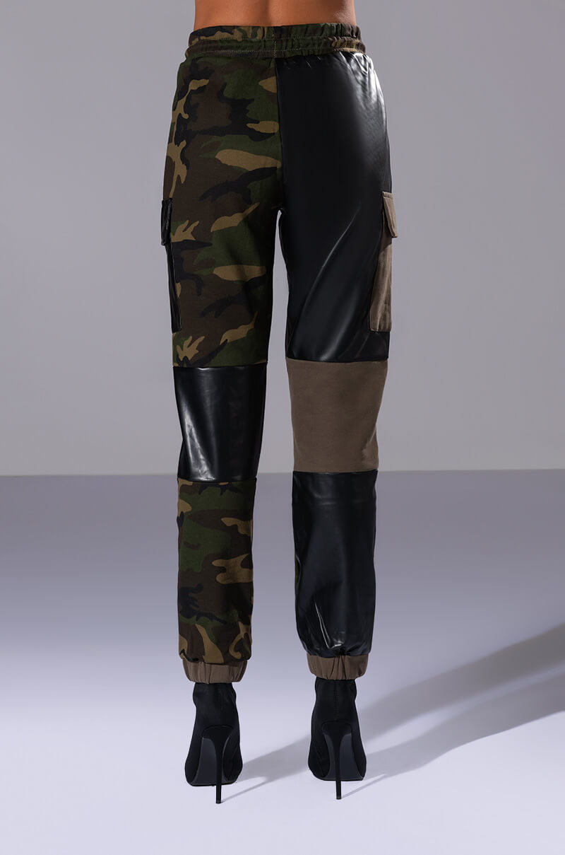 ONE AND ONLY COLORBLOCK JOGGER
