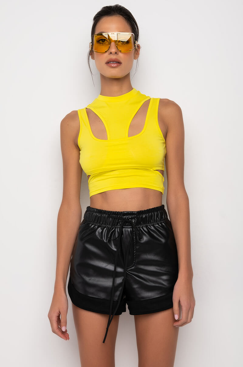 OTW CREW NECK CUTOUT CROPPED TANK
