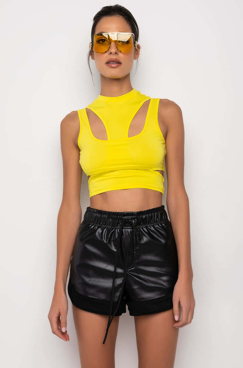 OTW CREW NECK CUTOUT CROPPED TANK