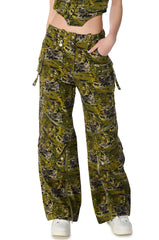 OUT OF SIGHT CARGO CAMO WIDE LEG PANT