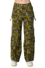 OUT OF SIGHT CARGO CAMO WIDE LEG PANT