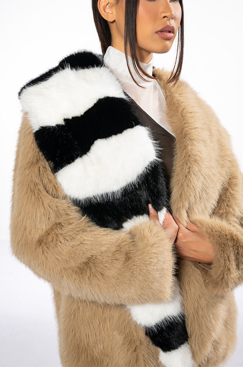 OVERSIZE SOFT FAUX FUR STRIPE JACKET