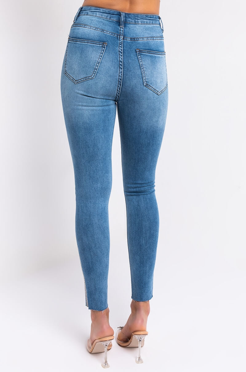 SEXY RHINESTONE DENIM HIGH RISE DENIM