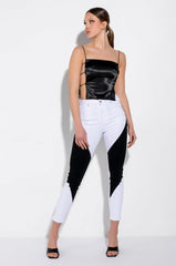 PASSIONE SATIN OPEN SIDE TOP