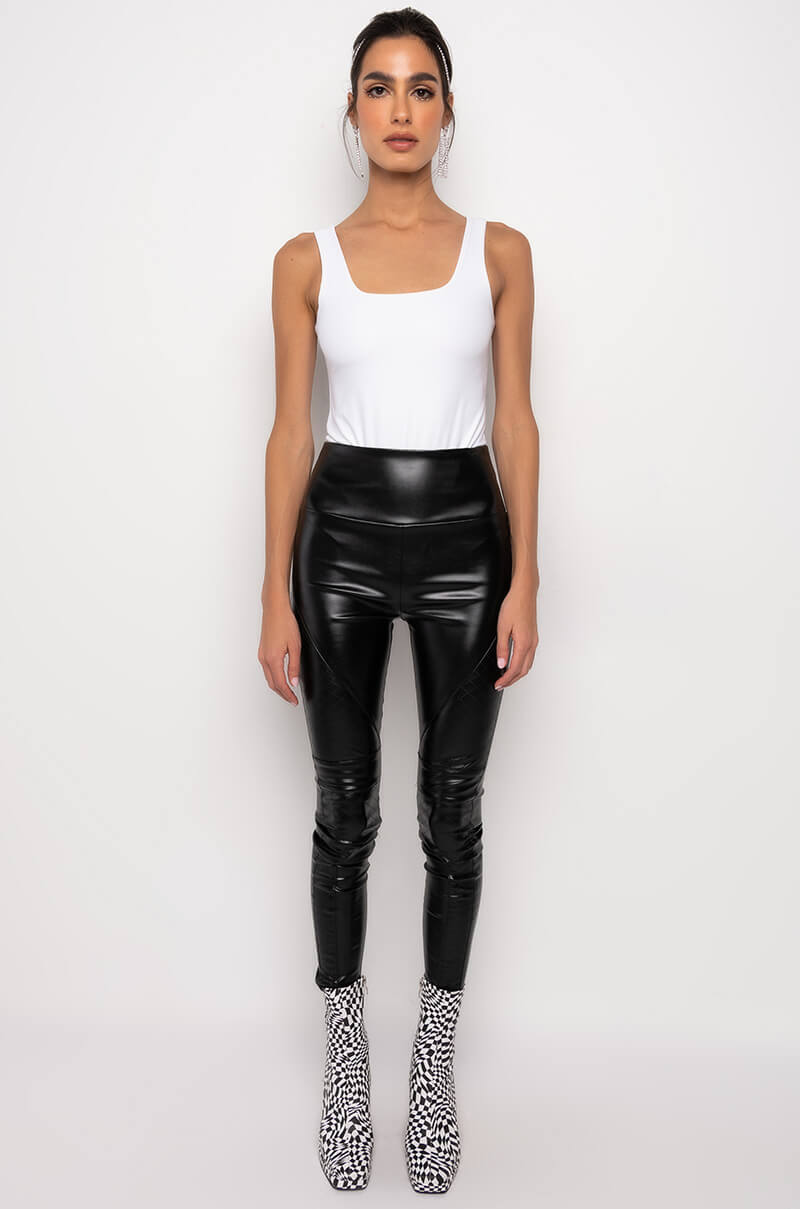 PAXTON ROUND NECK SLEEVELESS BODYSUIT