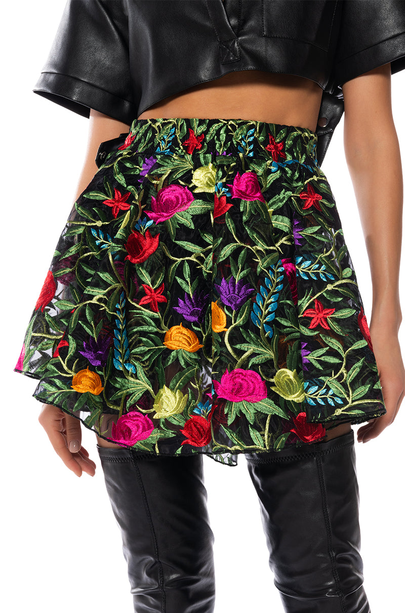 PICKED FOR YOU FLORAL MINI SKORT