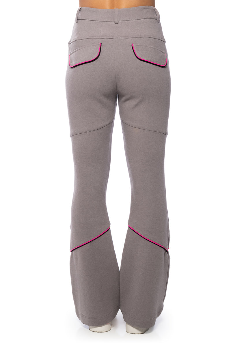 PINK FRIDAY KNIT FLARE TROUSER