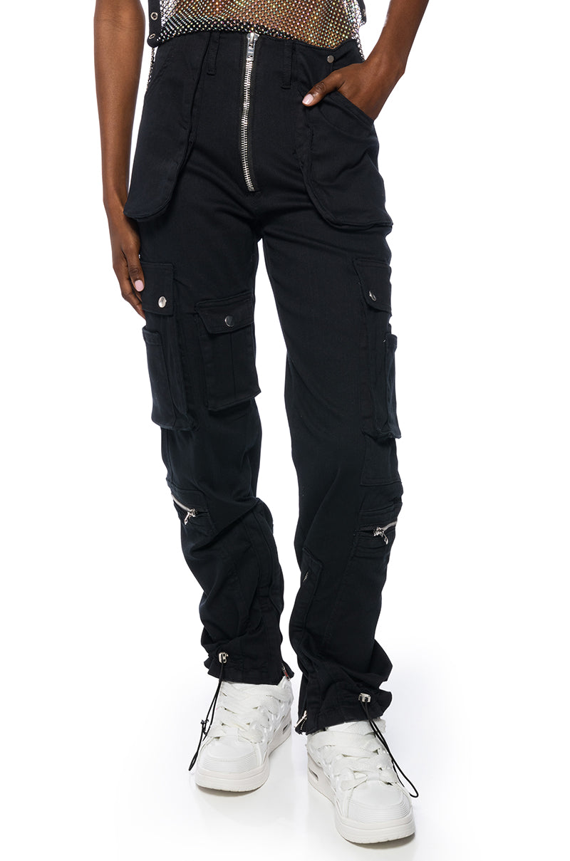 PLAY IT MID RISE STRAIGHT JEANS