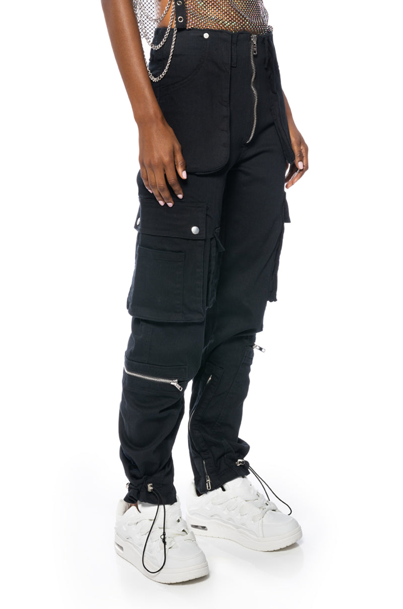 PLAY IT MID RISE STRAIGHT JEANS