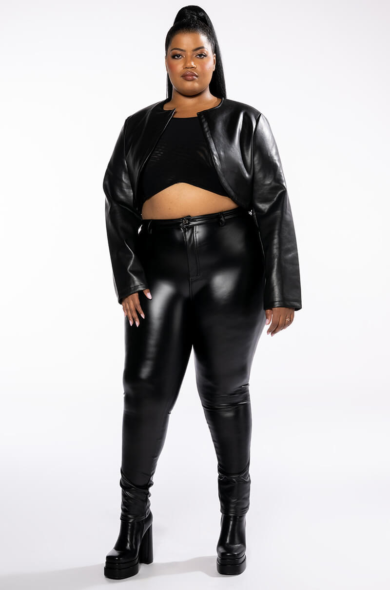 PLUS AZALEA WANG MASTER CROP ANGLE BLAZER