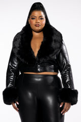 PLUS GISELE CROP MOTO BLAZER