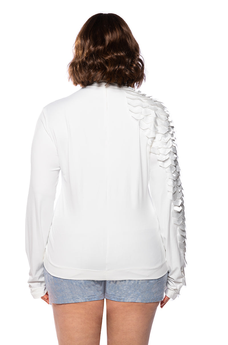 NADIA PLUS ORGANZA LONG SLEEVE SCALE TOP IN WHITE