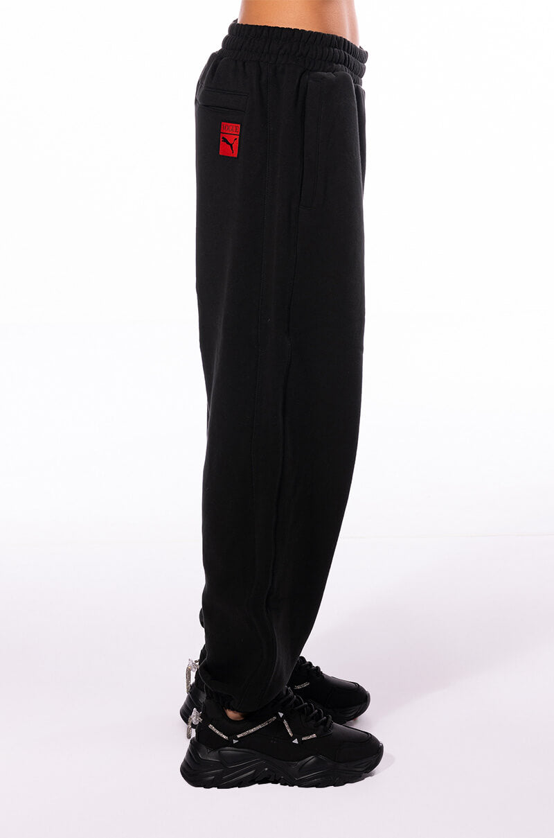 PUMA x VOGUE RELAXED SWEATPANTS