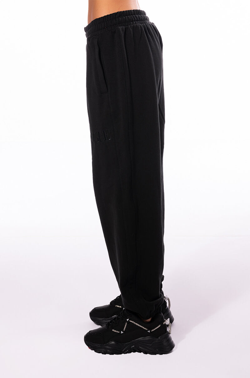 PUMA x VOGUE RELAXED SWEATPANTS