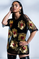 QUEEN OF HEARTS OVERSIZED MESH TEE