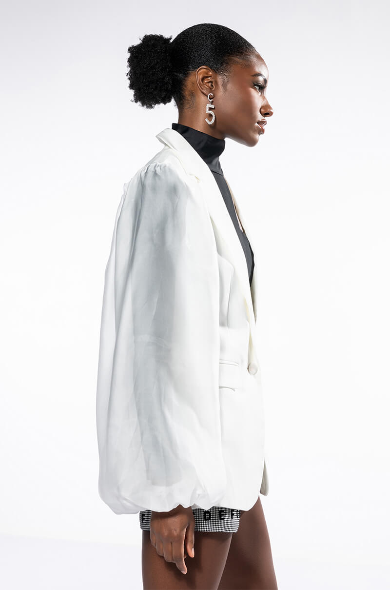 PRISCILLA PRESELY CHIFFON SLEEVE BLAZER