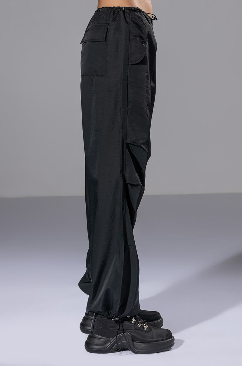 RILEY WIDE LEG PARACHUTE PANT