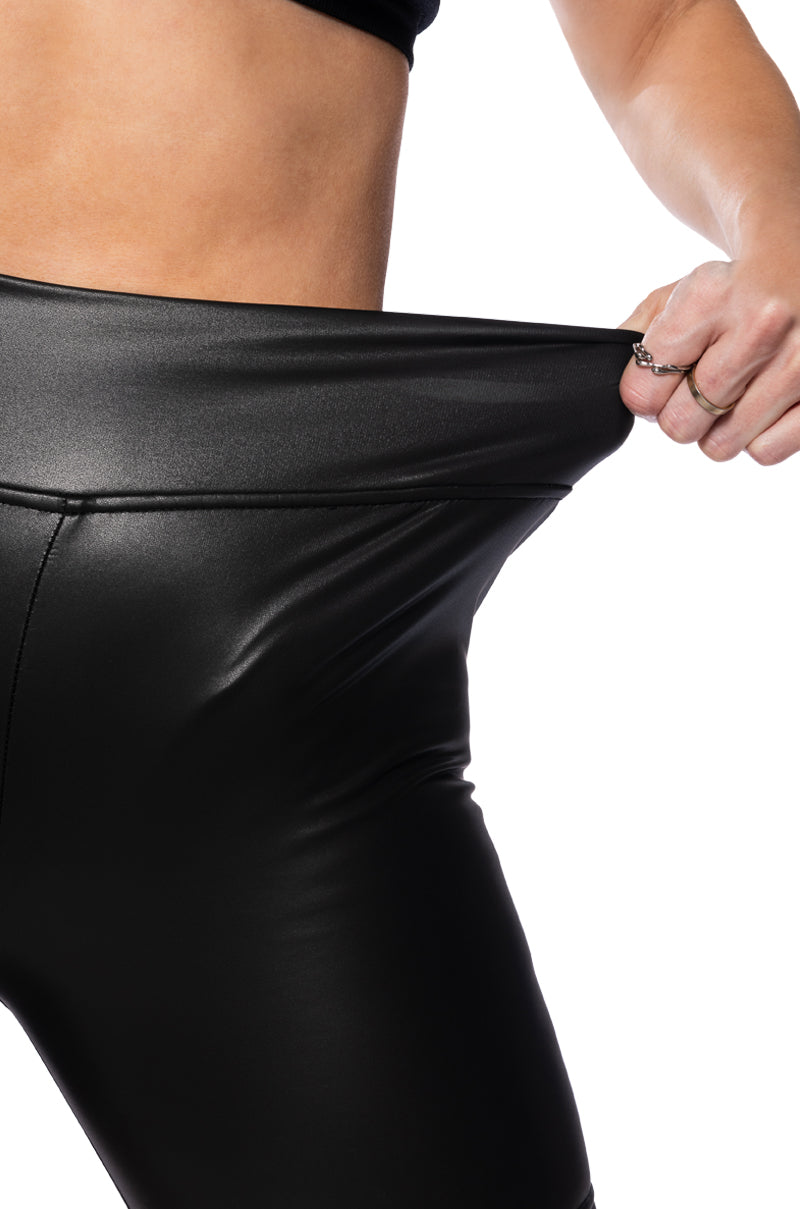 RIO HIGH RISE SUPER STRECH BIKER SHORTS IN BLACK