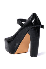 ROUNDABOUT BLACK CHUNKY PUMP