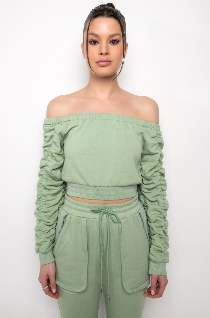 NOAH OFF THE SHOULDER RUCHED SWEATSHIRT