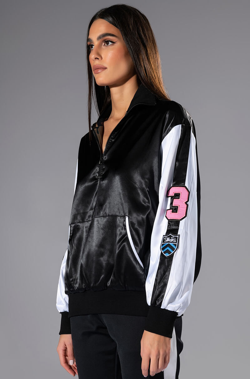 RUNNING LAPS QUARTER ZIP SWEATSHIRT